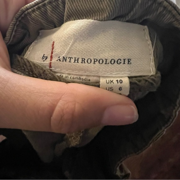 Anthropologie Kelyn Pleated Green Shorts - Picture 7 of 7